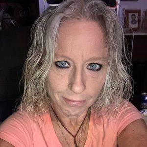 Meet your Posher, Loretta